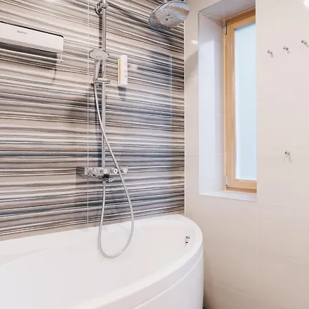 Family With Balcony And Free Parking Apartament Tallin