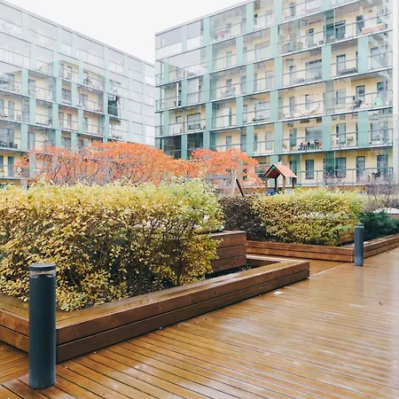 Family With Balcony And Free Parking Lägenhet