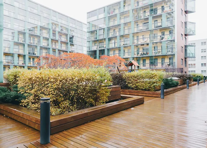 Family With Balcony And Free Parking Lägenhet
