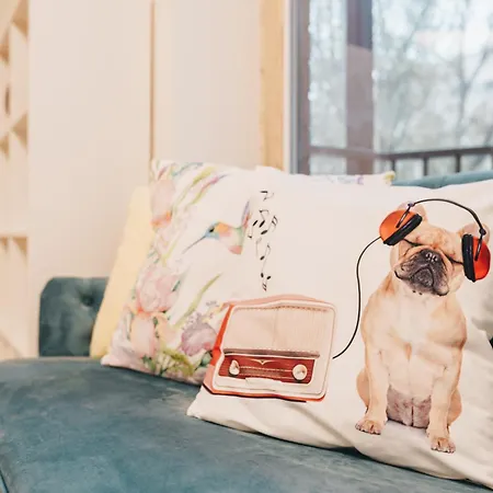 Family With Balcony And Free Parking Apartamento *